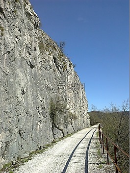 原铁路轨道,意大利,路径