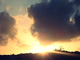 云,溶膠,山