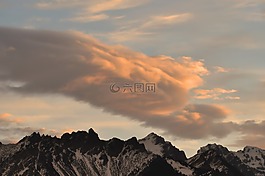 山,首腦會議,云