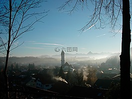 納舍王在薄霧,阿爾高,bergpanorame 與 s?uling