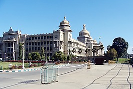 卡納塔克,vikasa 大樓,議會大樓