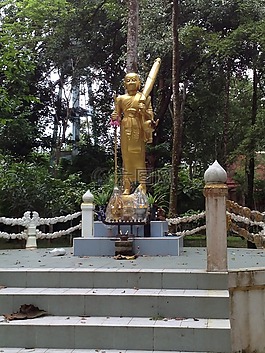 宗教,尖竹汶府,佛摘要