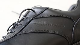 鞋,運(yùn)動鞋,皮鞋