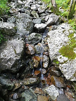 水,流,石頭