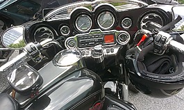 摩托車,自幼戴維森,兩輪車輛