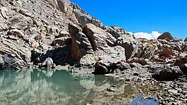 湖,山,水