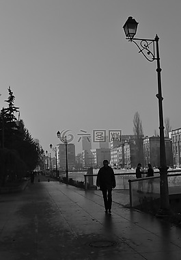 黑,黑色和白色,街