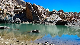 湖,山,水