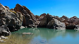 湖,山,水