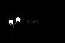燈,在晚上,最小
