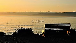 工作臺(tái),秋,黎明