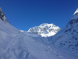 山全景图,stubai,冬天
