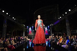 時(shí)裝秀,時(shí)尚,走秀