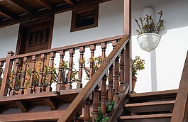 出現(xiàn),樓梯,欄桿