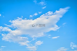 云,藍(lán)色,白