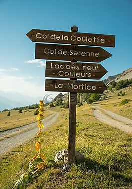 徒步旅行,路,山