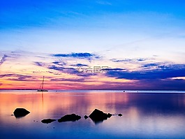 4 月,春天,晚上