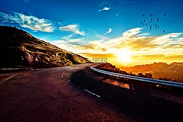 路,山,日落