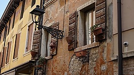 bardolino,加爾達(dá),架構(gòu)