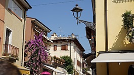 bardolino,加爾達(dá),架構(gòu)