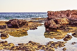 巖質(zhì)海岸,環(huán)礁湖,海