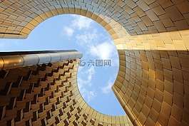偉大,兩個(gè)巨大的,btp