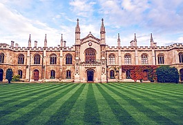 剑桥大学,体系结构,纪念碑