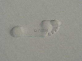 占地面積,尺寸,赤腳