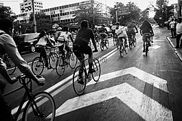 自行車,黑色和白色,游樂設(shè)施