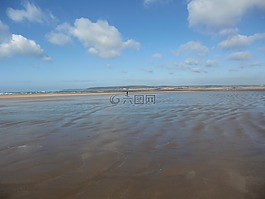 德文,沙,海
