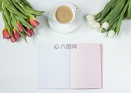 咖啡,鮮花,筆記本