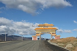 大山,藍(lán)天,白云