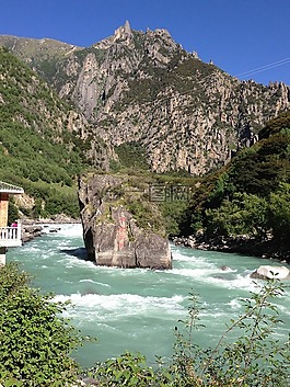 松贊,中流砥柱,泉水