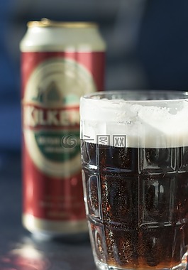 啤酒,一杯啤酒,泡沫