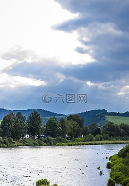 河,山,光線