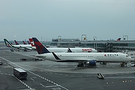 噴氣式飛機(jī),飛機(jī),機(jī)場