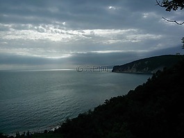 黑海,暮光之城,山