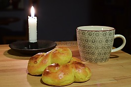 番红花面包,圣卢西亚,lussekatter