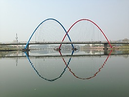 橋,河,??