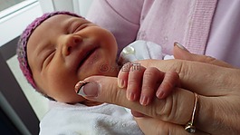 信托,嬰兒,重生