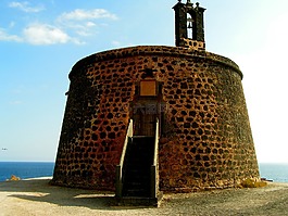 蘭薩羅特島,城堡,建設(shè)