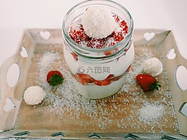甜點(diǎn),草莓,椰子