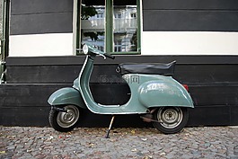 這輛摩托車,大黃蜂類,崇拜