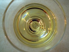 白葡萄酒,酒杯,喝