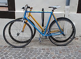 自行車(chē),兩個(gè),藍(lán)色