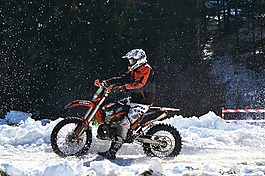 摩托車,雪,騎自行車的人