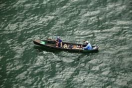 河,捕魚,小船