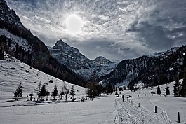 穷乡僻壤skiiing,滑雪游,弗拉绍