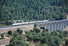 矿山叉,火车,基础设施