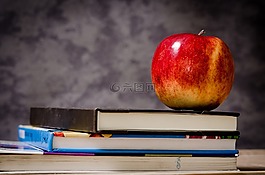 苹果,教育,学校